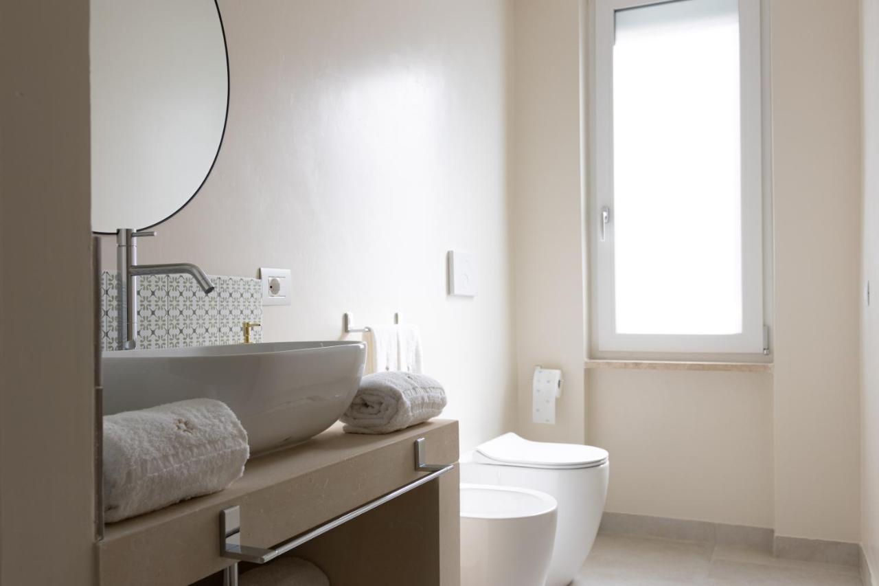 Oronti Accommodations Lecce Extérieur photo