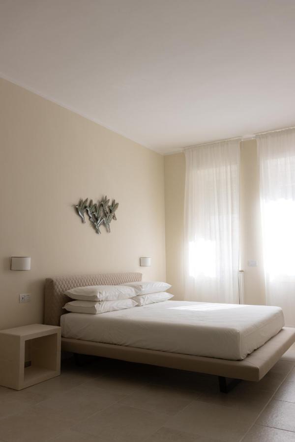 Oronti Accommodations Lecce Extérieur photo