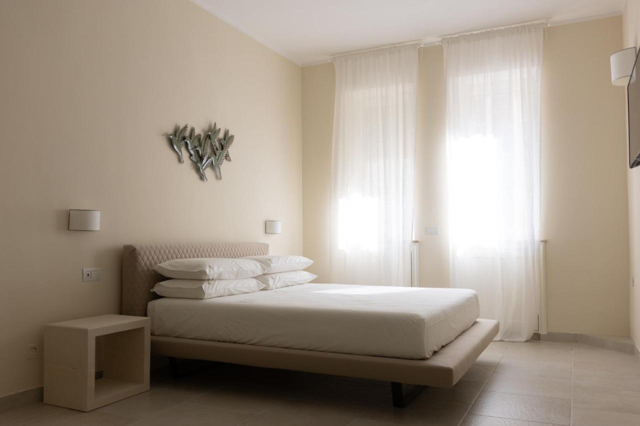 Oronti Accommodations Lecce Extérieur photo