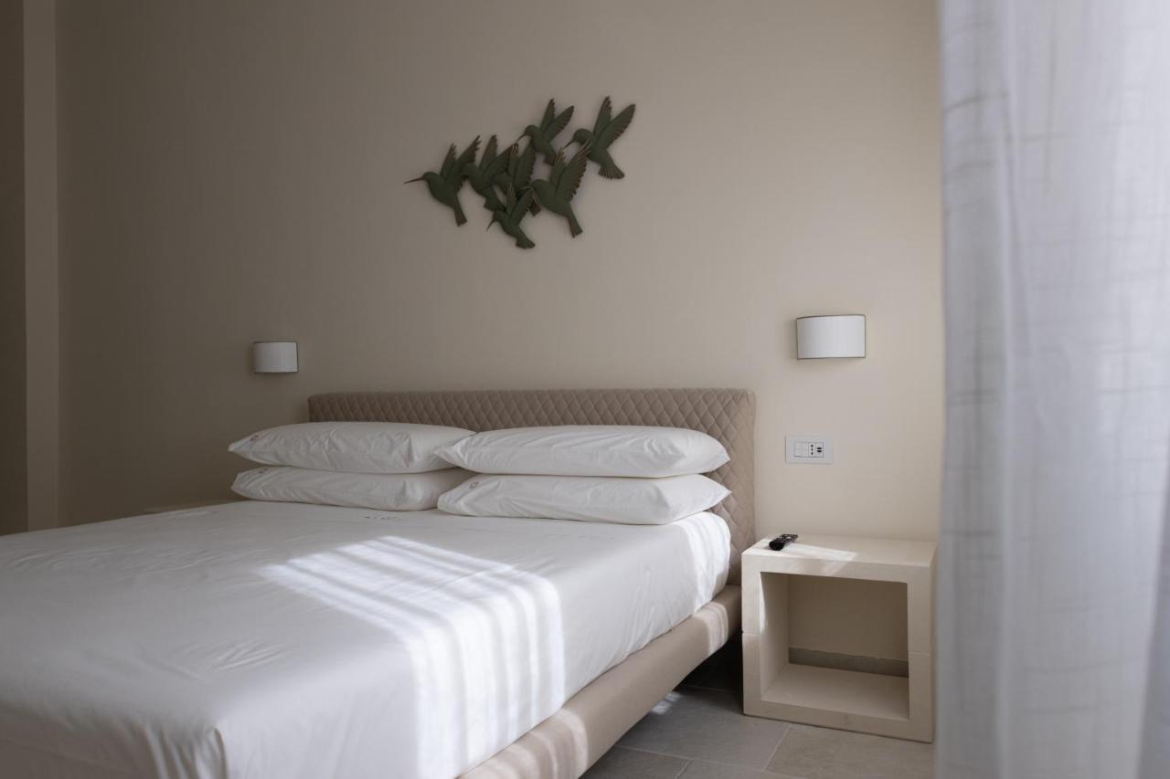 Oronti Accommodations Lecce Extérieur photo