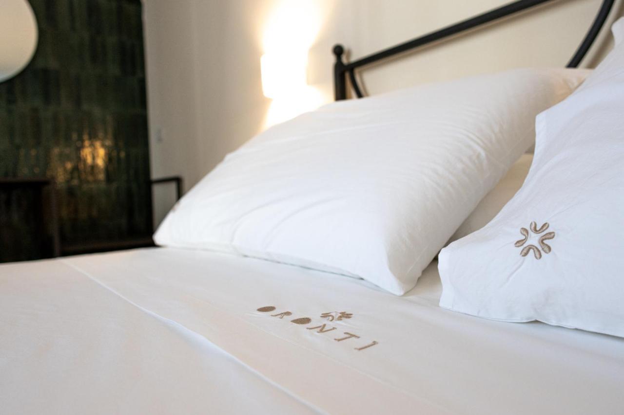 Oronti Accommodations Lecce Extérieur photo