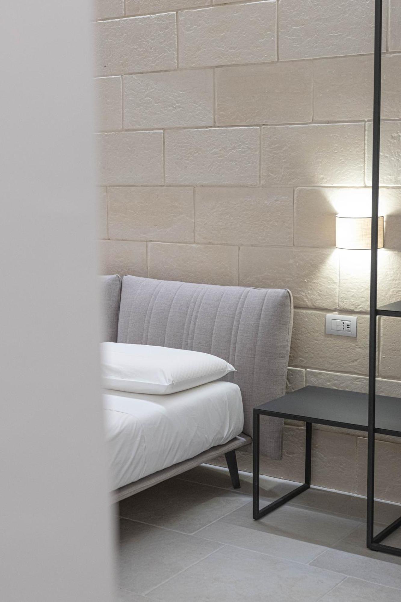 Oronti Accommodations Lecce Extérieur photo