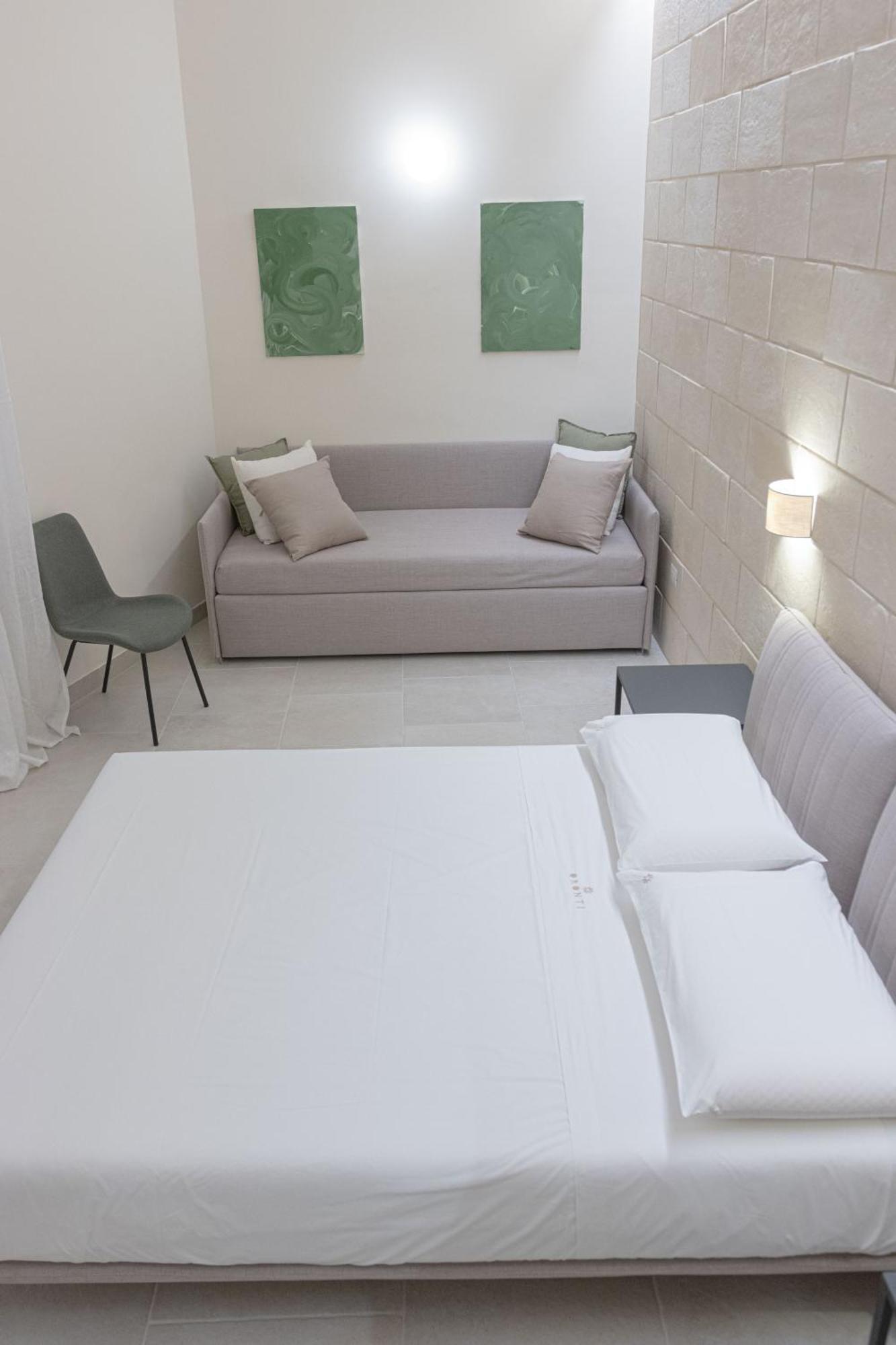 Oronti Accommodations Lecce Extérieur photo