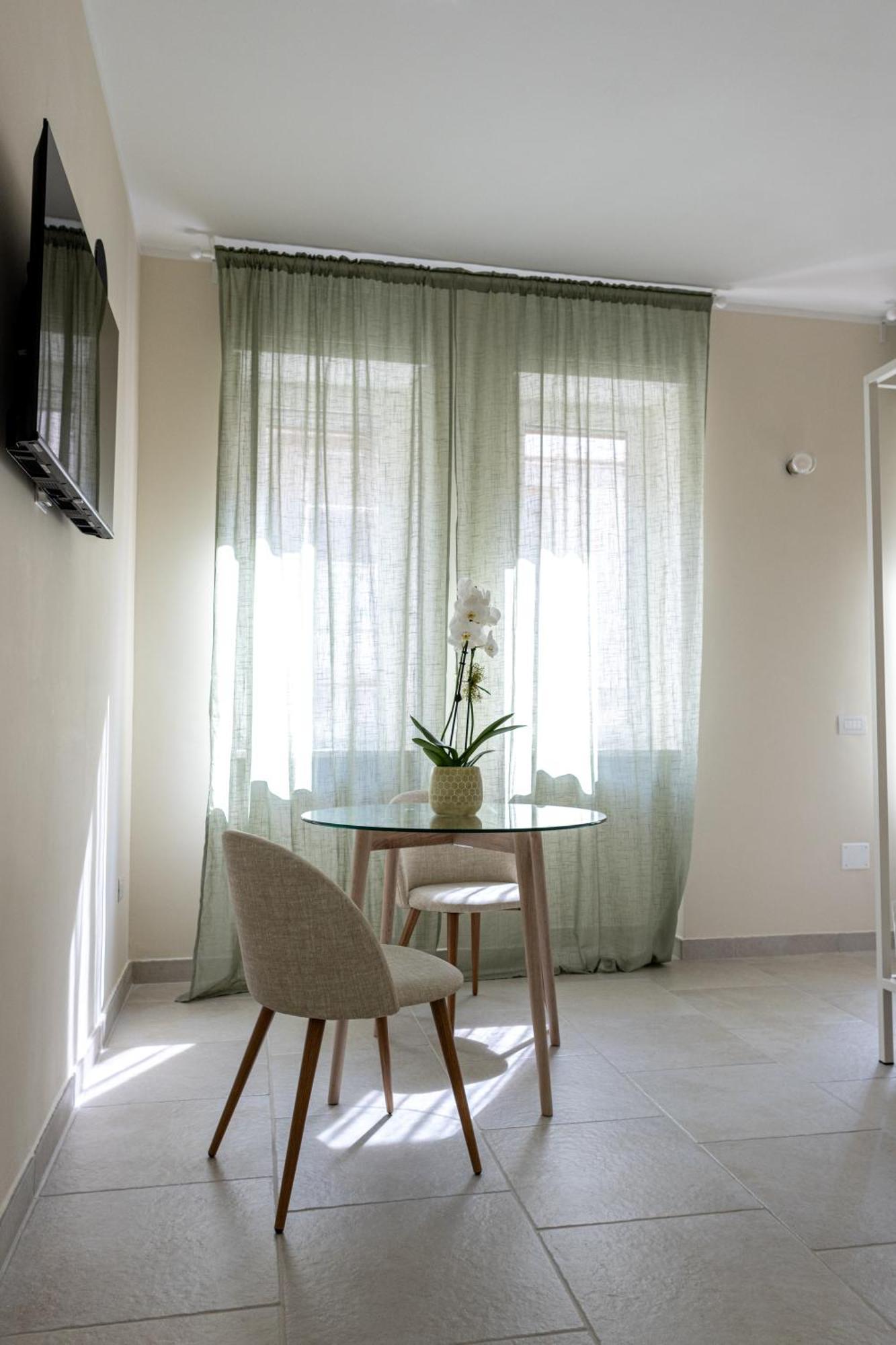 Oronti Accommodations Lecce Extérieur photo